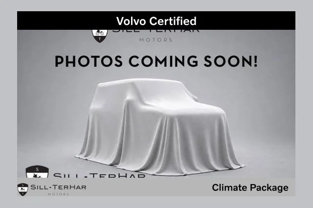 2023 Volvo XC40 Core
