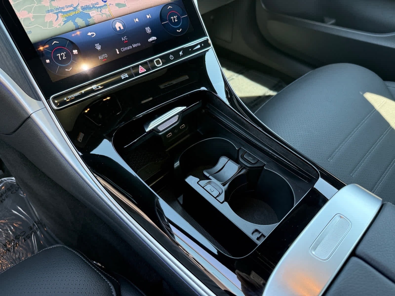 New 2026 Graphite Grey Metallic Mercedes-Benz C 300 image 20