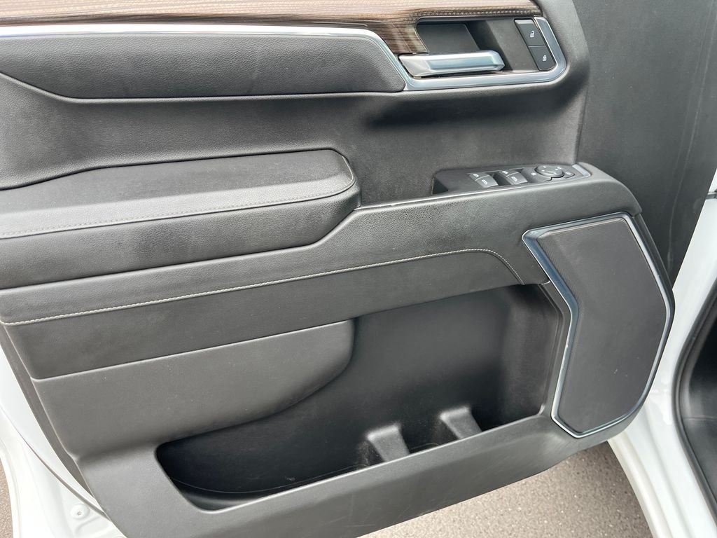 Used 2023 White Chevrolet LT Trail Boss image 11