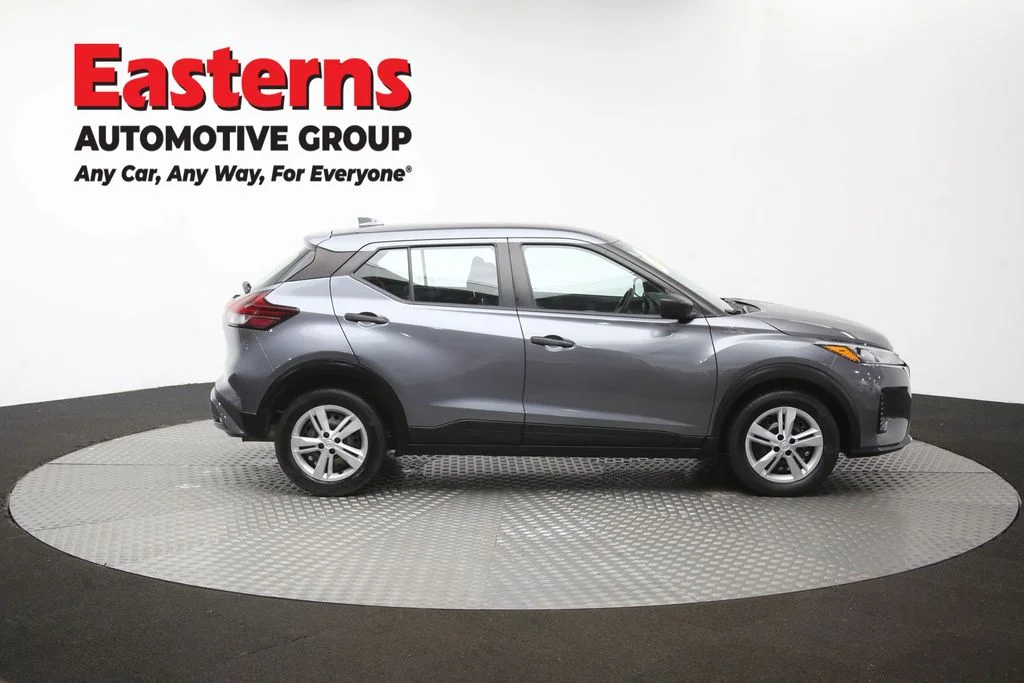 Used 2023 Gray Nissan S image 43