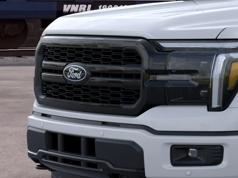 New 2026 Oxford White Ford Lariat® image 17
