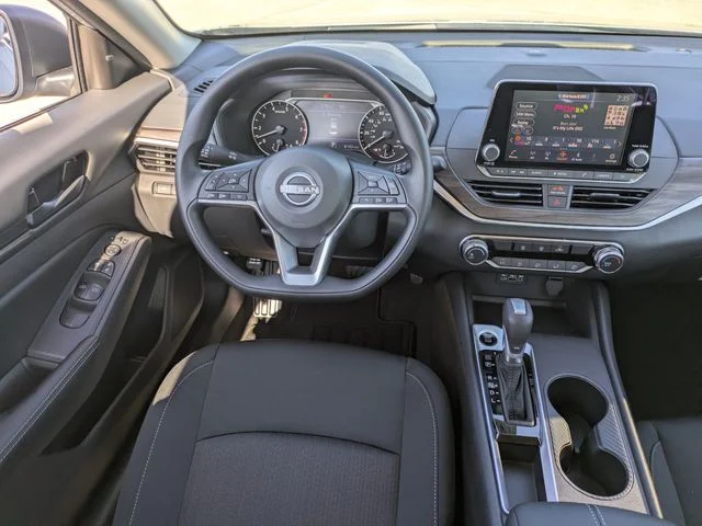 New 2026 Silver Nissan 2.5 SV image 15