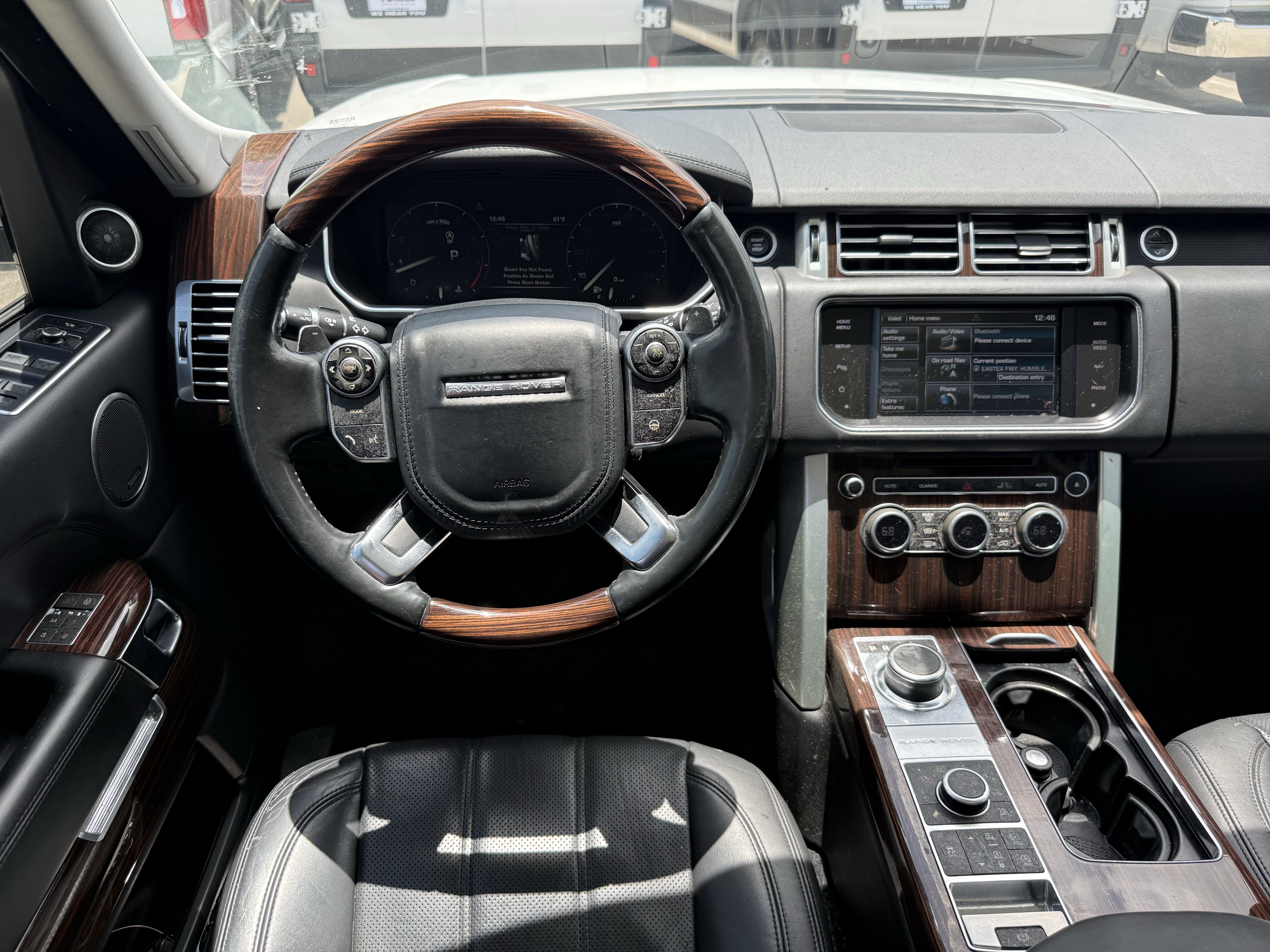 Used 2014 White Land Rover  image 13