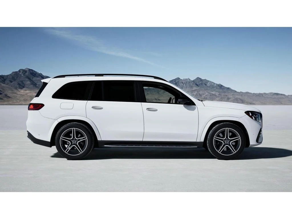 New 2027 White Mercedes-Benz GLS 450 image 2