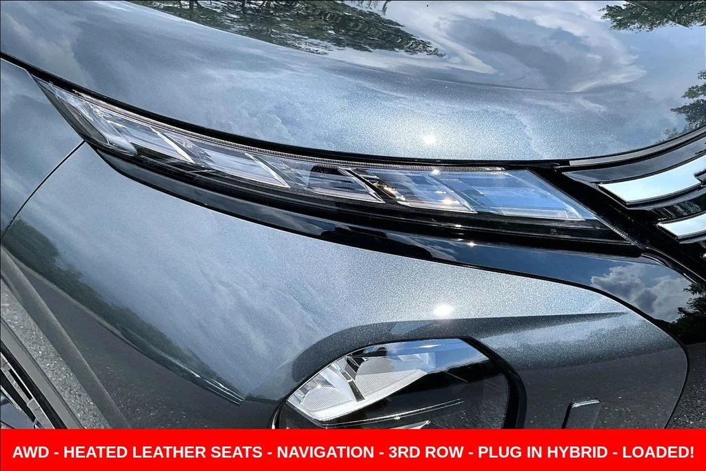 New 2026 Gray Nissan Platinum image 41