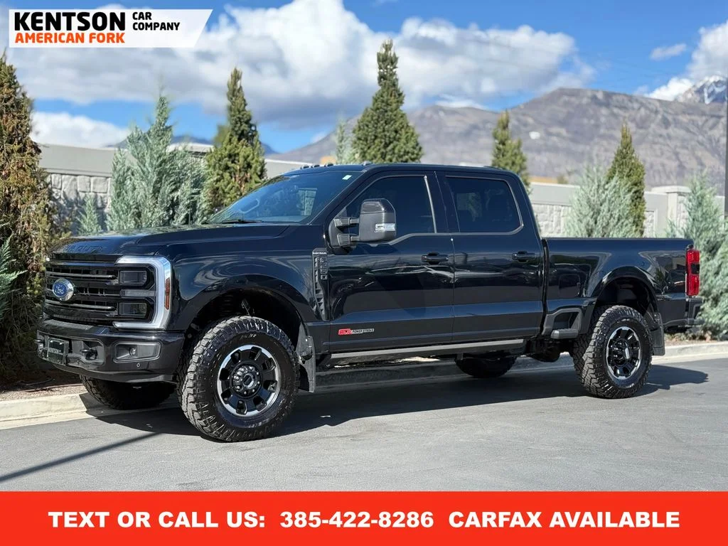 2025 Ford F-250 Platinum 4x4 Crew Cab 160 in's photo