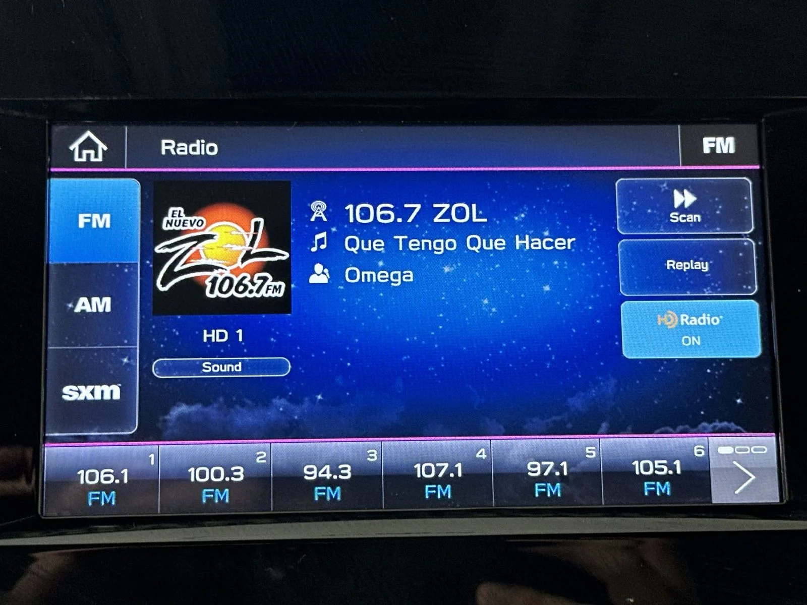 Used 2023 Green Subaru Base image 16