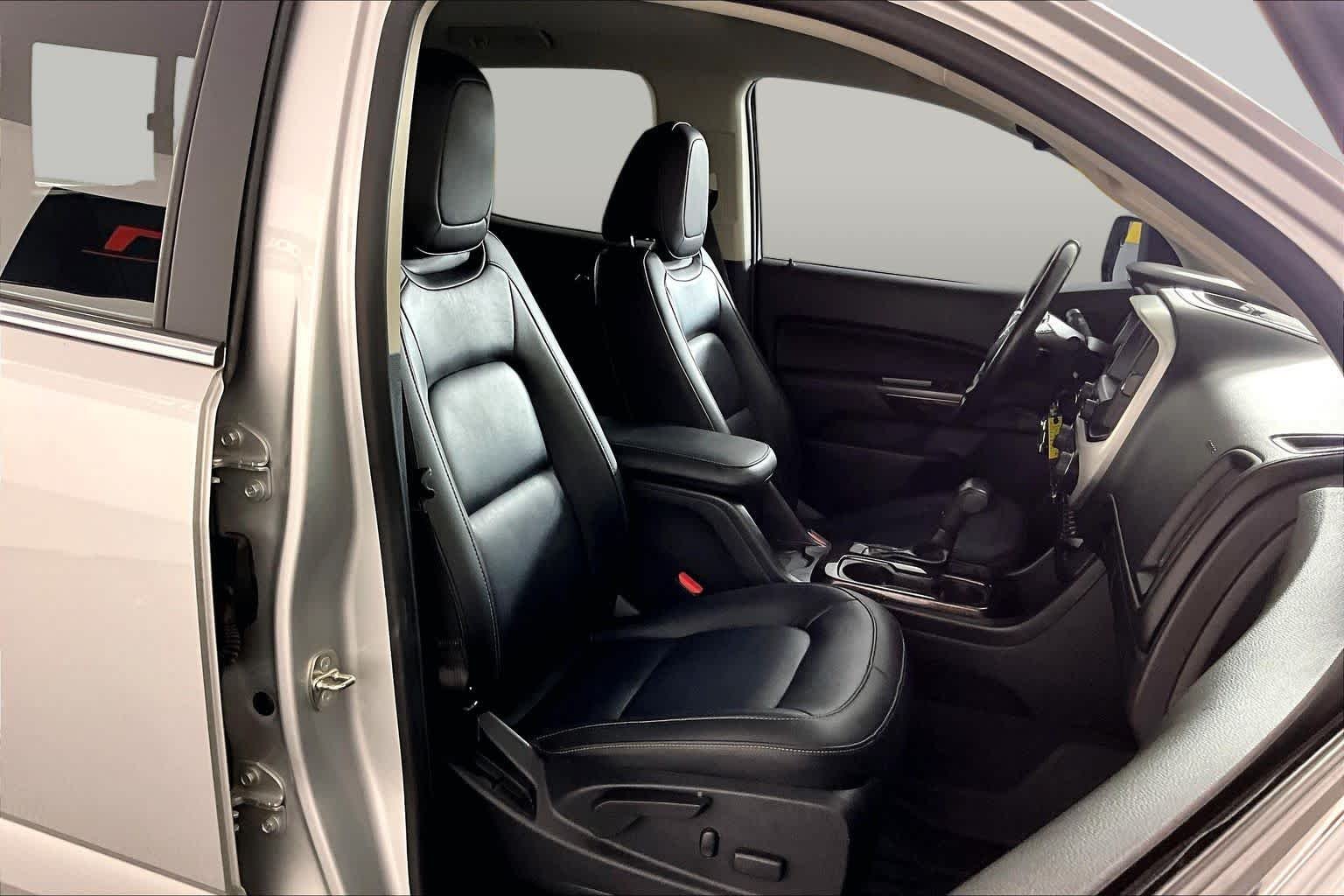 Used 2019 Quicksilver Metallic GMC 2WD SLT image 9