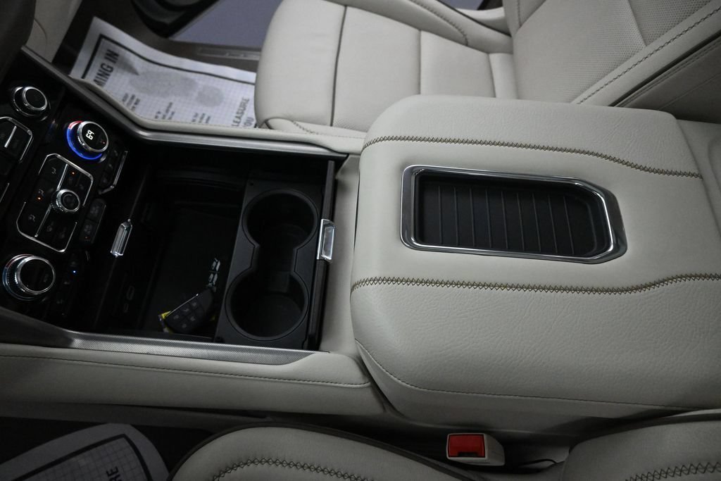 Used 2023 White Frost Tricoat GMC Denali image 14