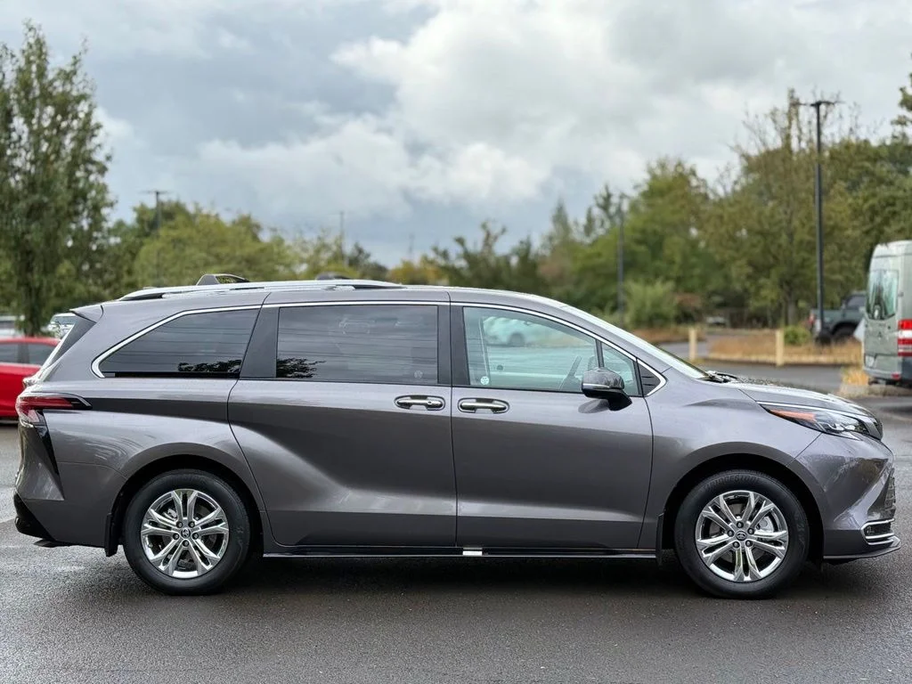 Used 2024 Predawn Gray Mica Toyota Platinum image 6