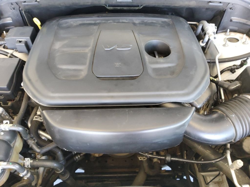 Used 2019 White Jeep Limited image 21