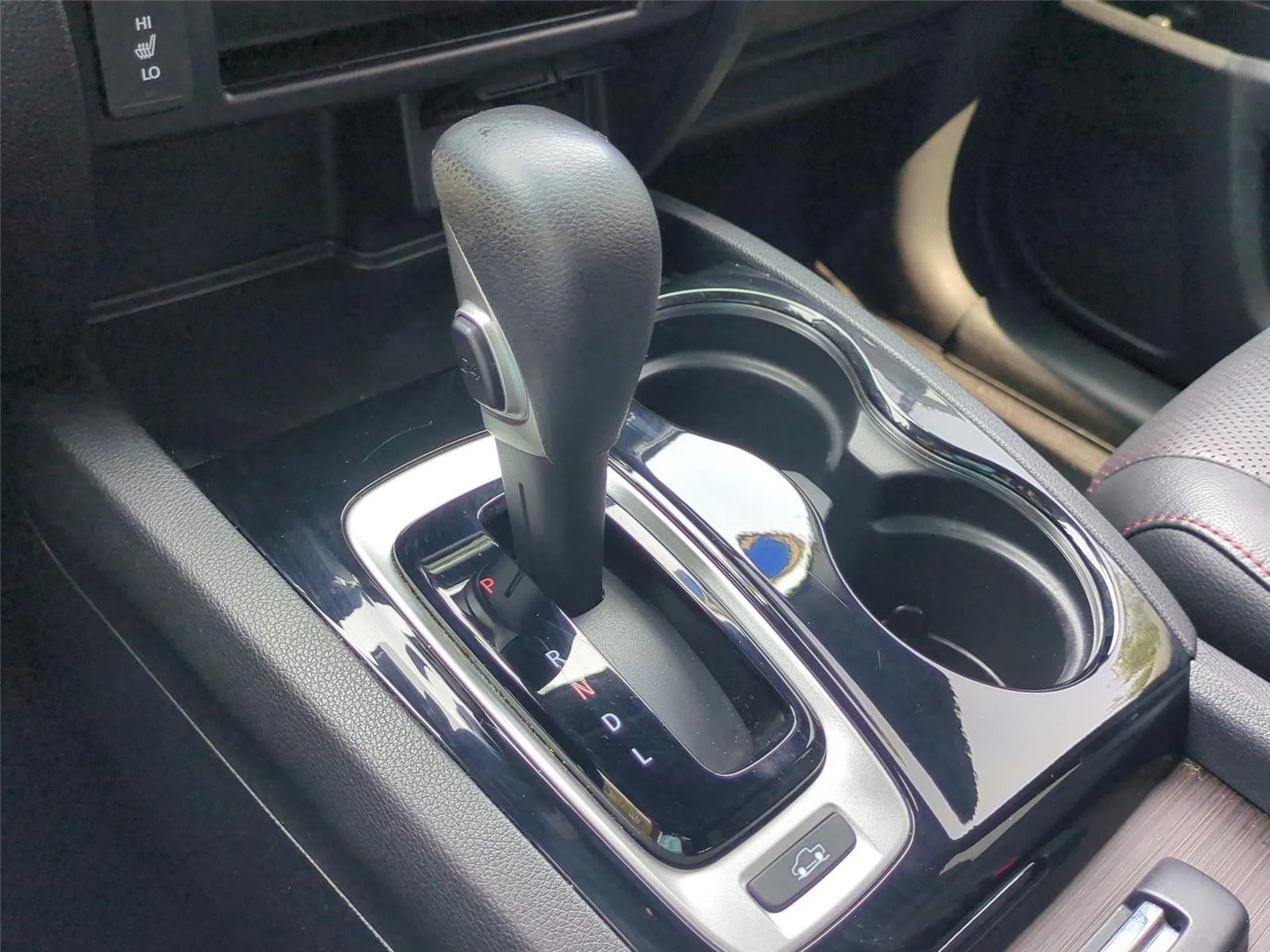 Used 2017 Crystal Black Pearl Honda Black Edition image 30