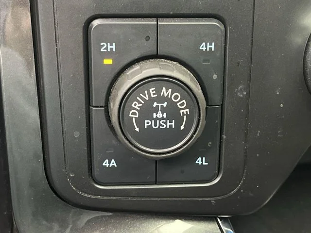 Used 2021 Gray Ford LARIAT image 19