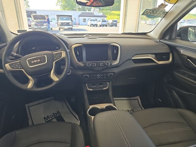 Used 2023 White GMC Denali image 11