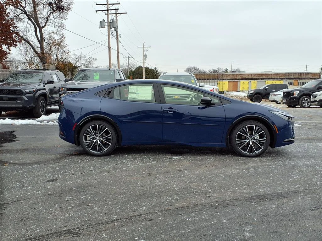 New 2026 Reservoir Blue Toyota  XLE image 2