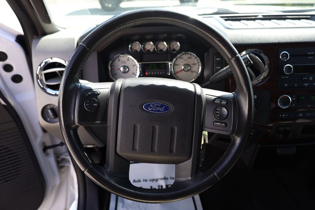 Used 2010 White Ford  image 13