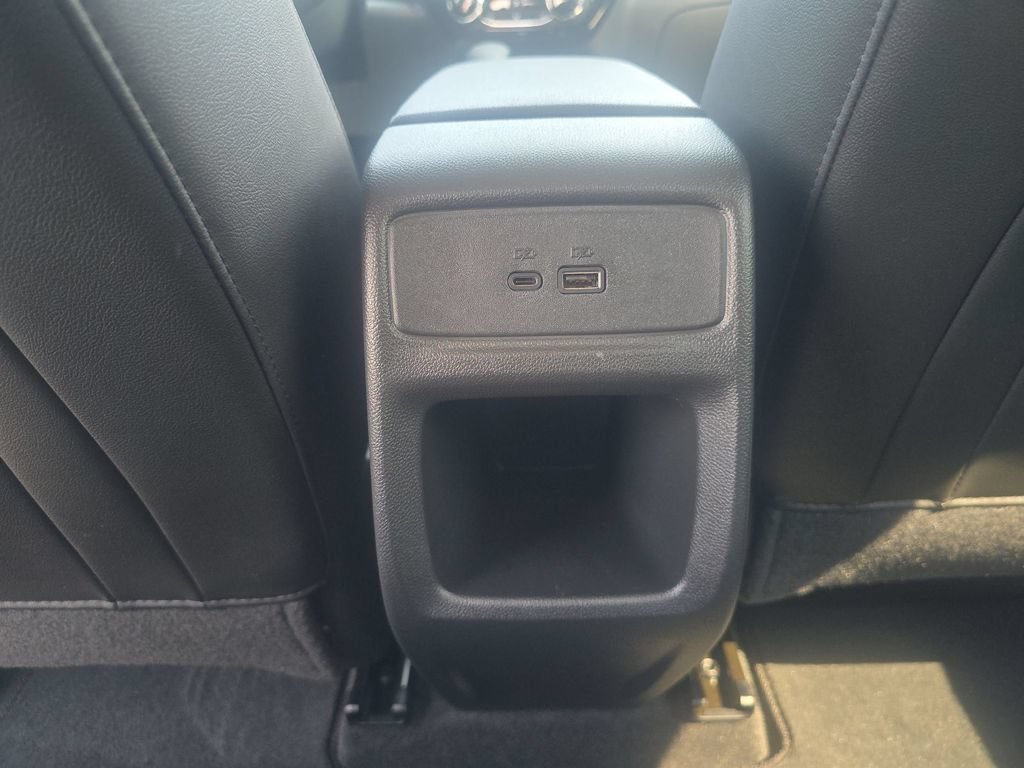 Used 2025 Mosaic Black Metallic Chevrolet LT image 18