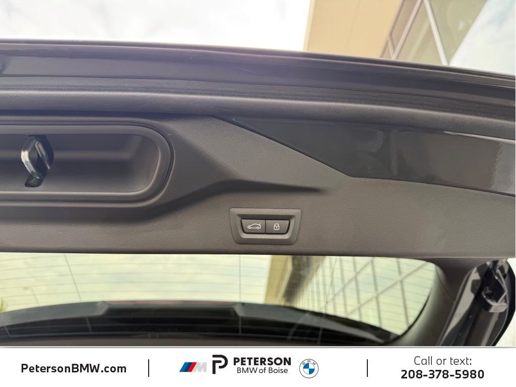 New 2026 Dravit Grey Metallic BMW xDrive40i image 13