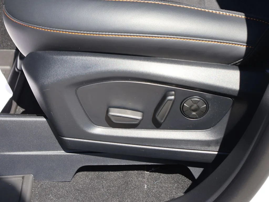 New 2026 Star White Metallic Tri-Coat Ford Tremor® image 25