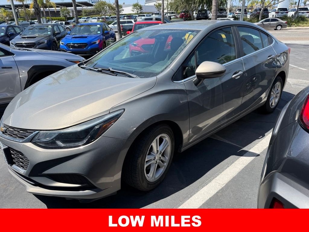 2018 Chevrolet Cruze 1LT Auto's photo