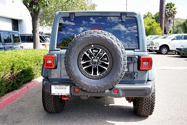 New 2026 Anvil Clear-Coat Exterior Paint Jeep Rubicon X image 11