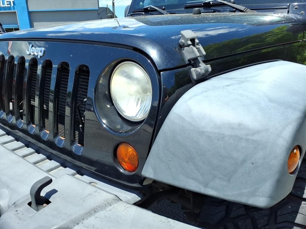 Used 2013 Black Jeep Sport image 10