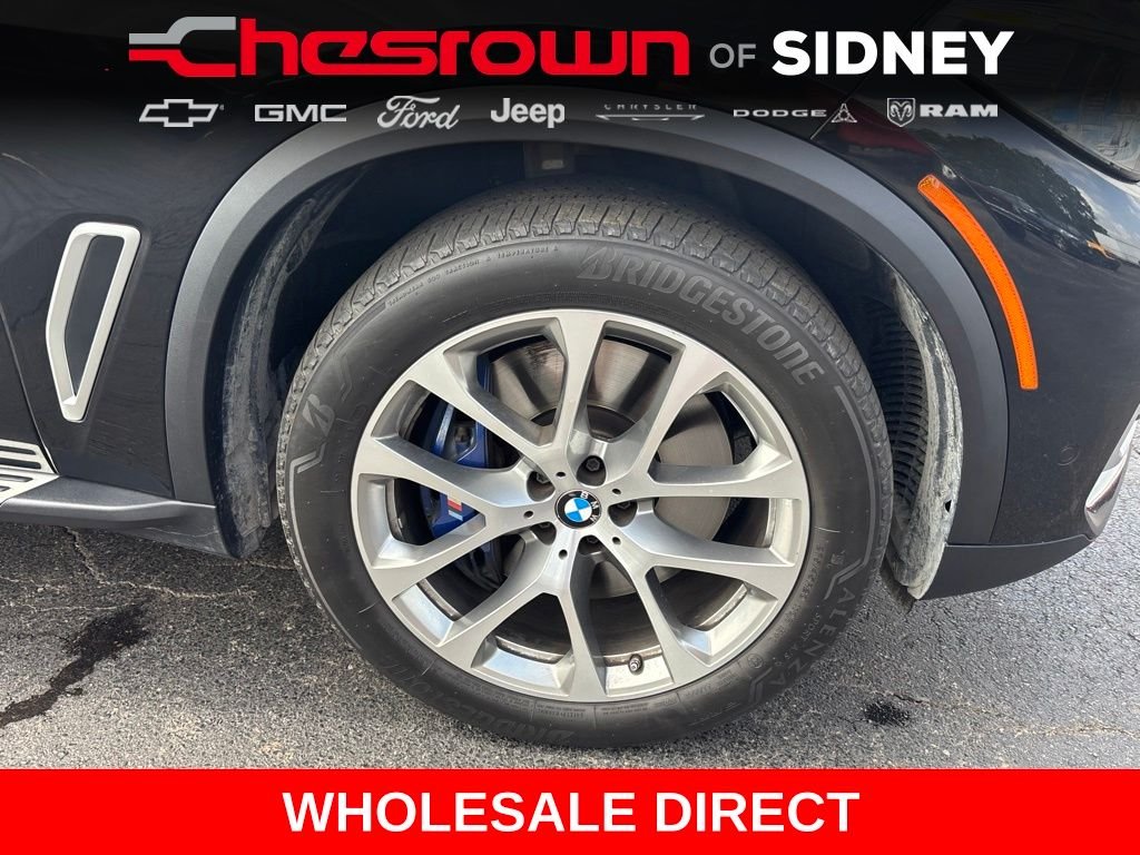Used 2020 Black Sapphire Metallic BMW xDrive40i image 12