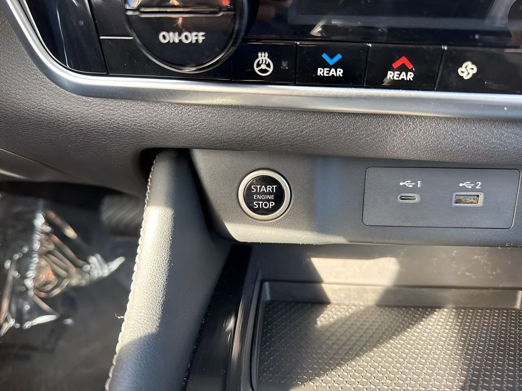 Used 2023 Gray Nissan SL image 22