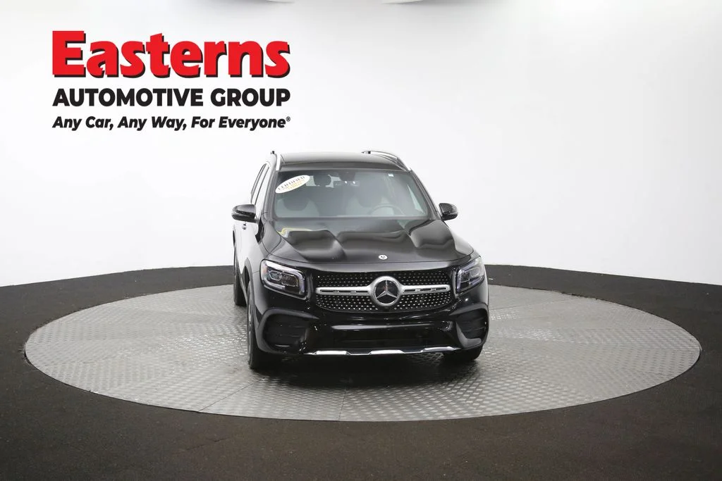 Used 2022 Black Mercedes-Benz GLB 250 image 51
