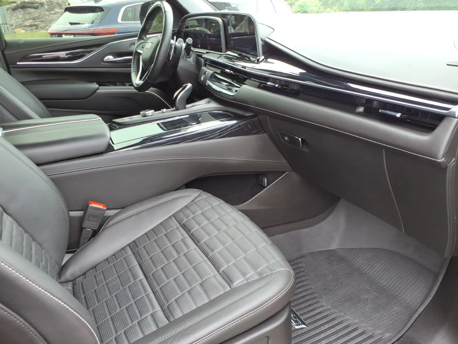 Used 2024 Black Diamond Tricoat Cadillac AWD V-Series image 26