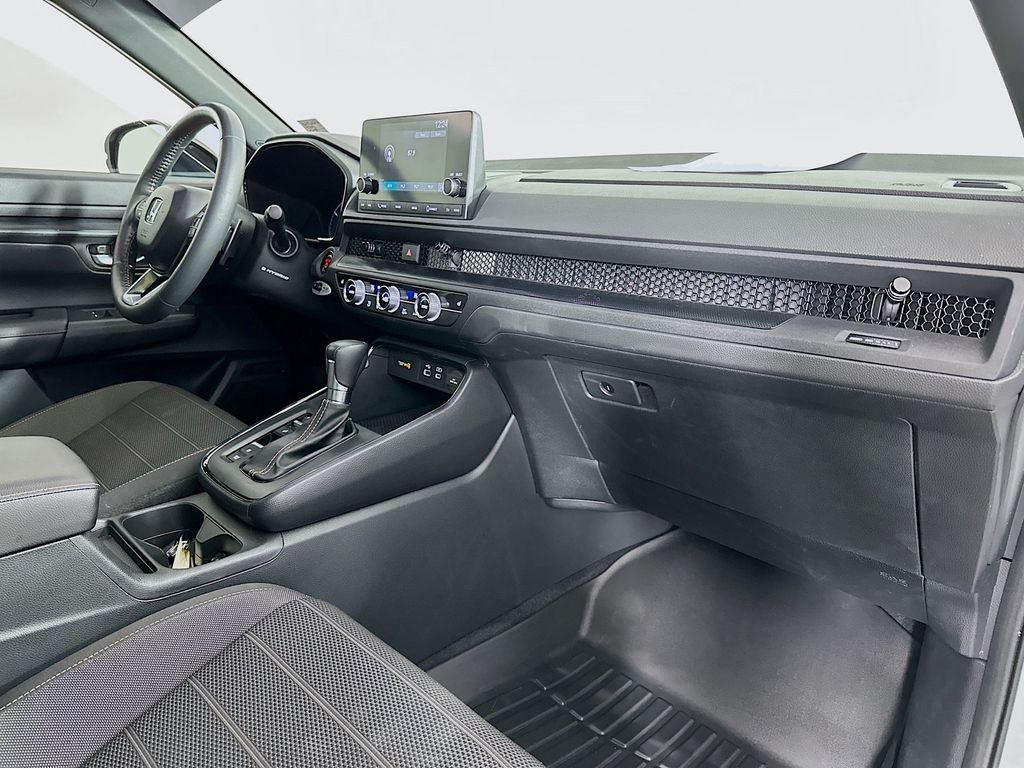 Used 2023  Honda Sport image 29