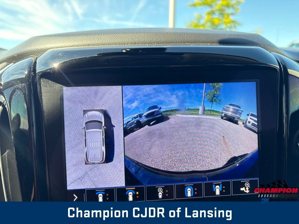 Used 2020 Black Chevrolet RS image 27