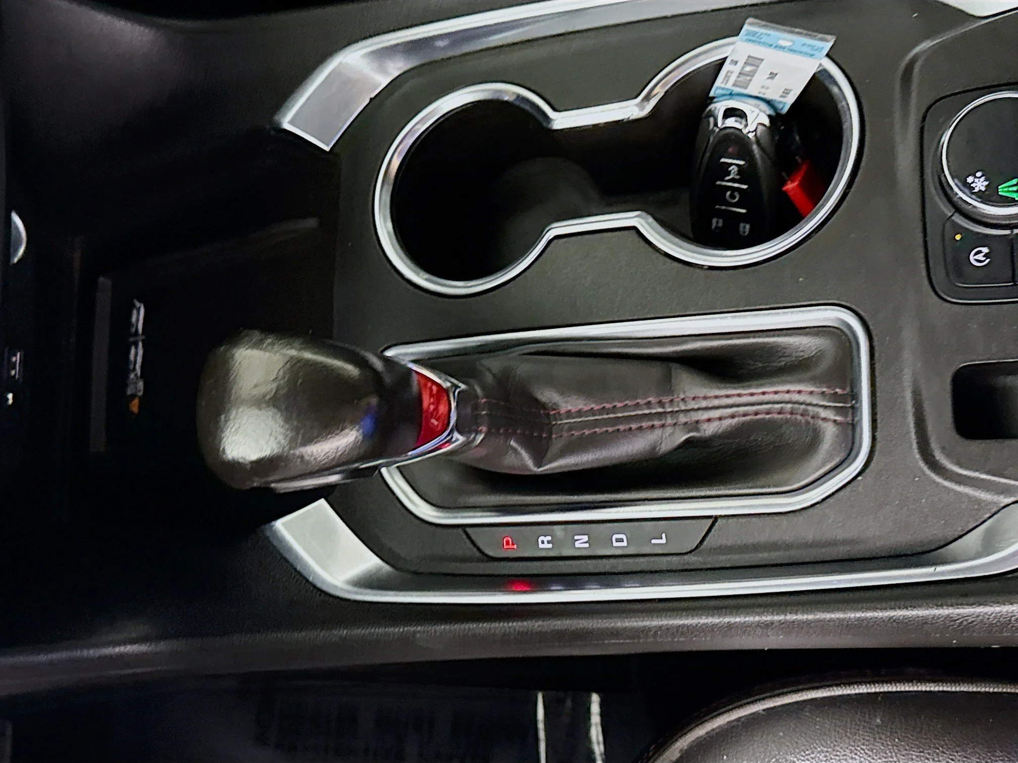 Used 2022 Mosaic Black Metallic Chevrolet RS image 16