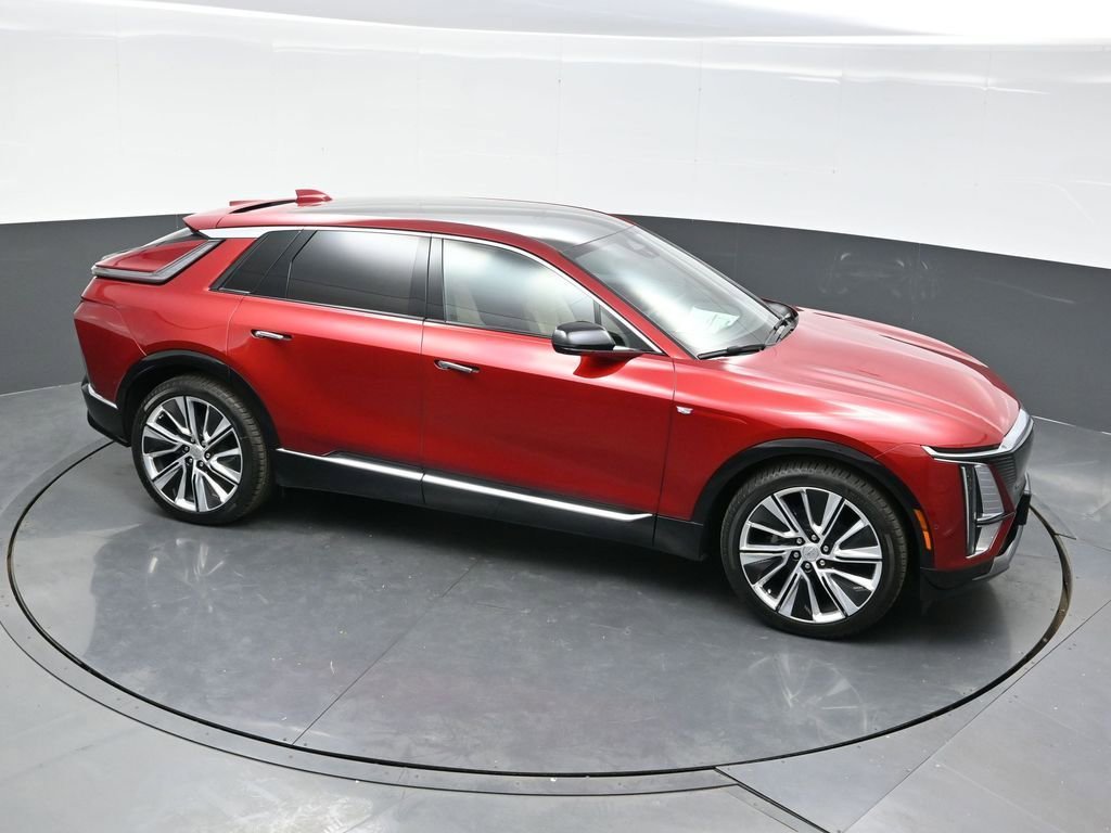 2025 Cadillac LYRIQ Luxury 3 - Photo 23
