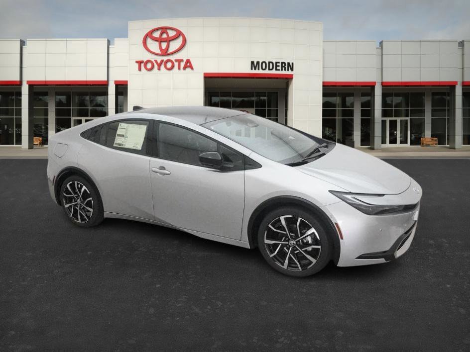 New 2026 Cutting Edge Toyota XSE Premium image 27