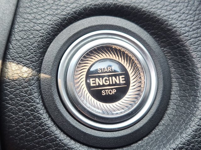 Used 2020 Silver Mercedes-Benz C 300 image 21