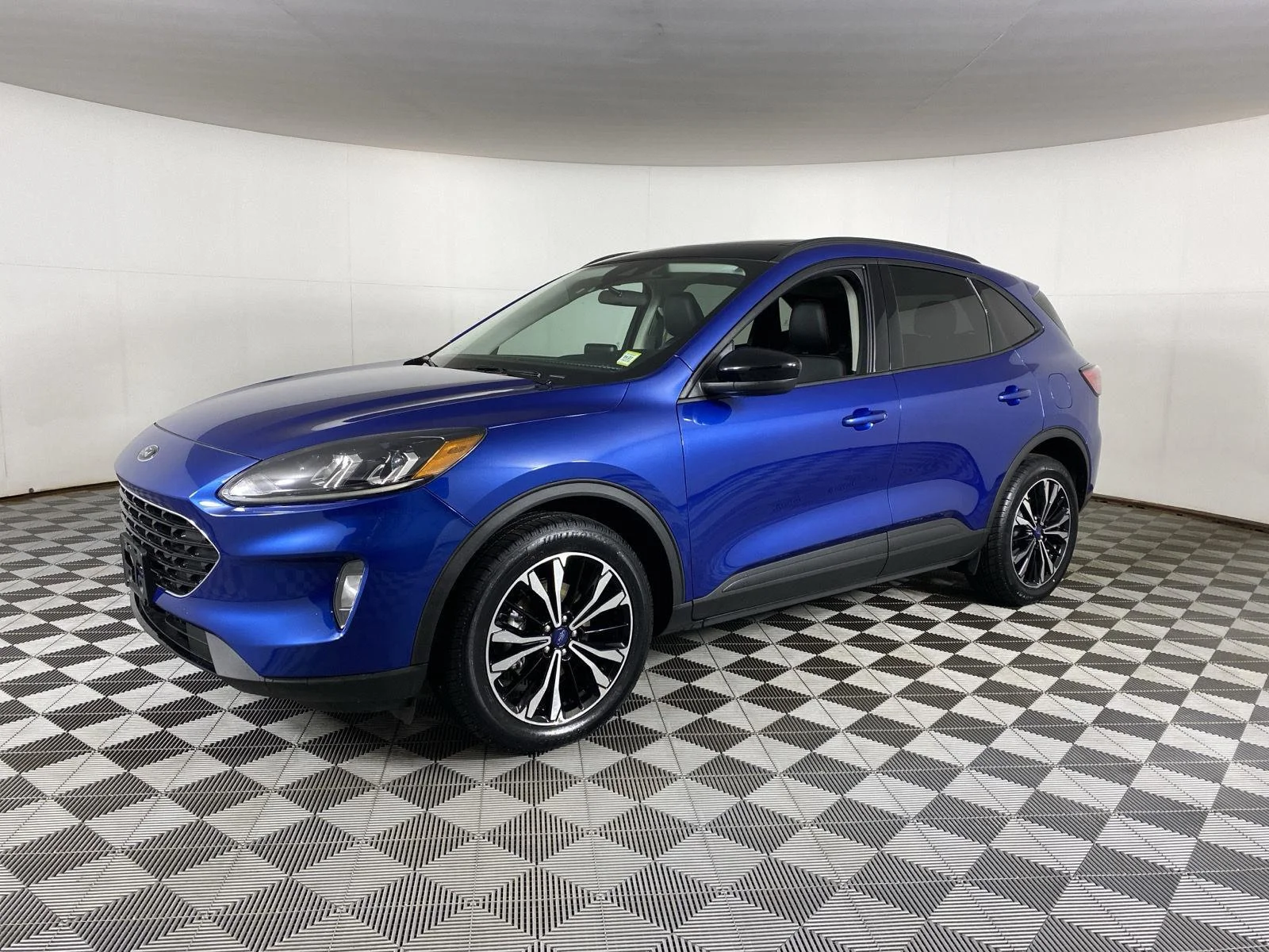 Used 2022 Atlas Blue Ford SEL image 3