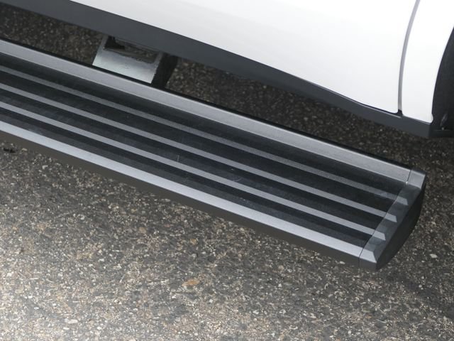 2025 Chevrolet Tahoe Premier - Photo 11