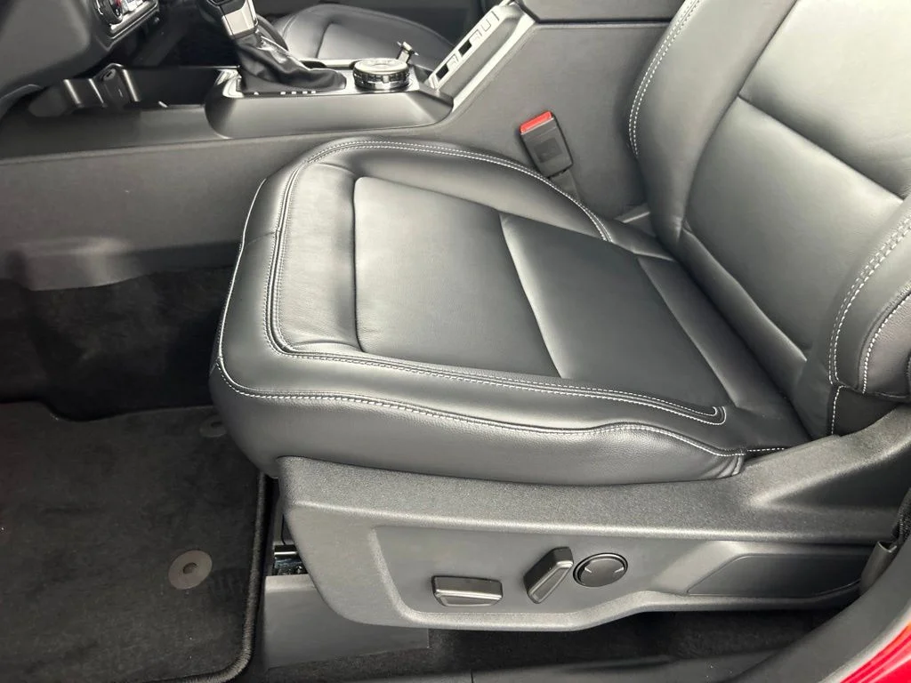 New 2026 Ruby Red Metallic Tinted Clearcoat Ford Outer Banks® image 21