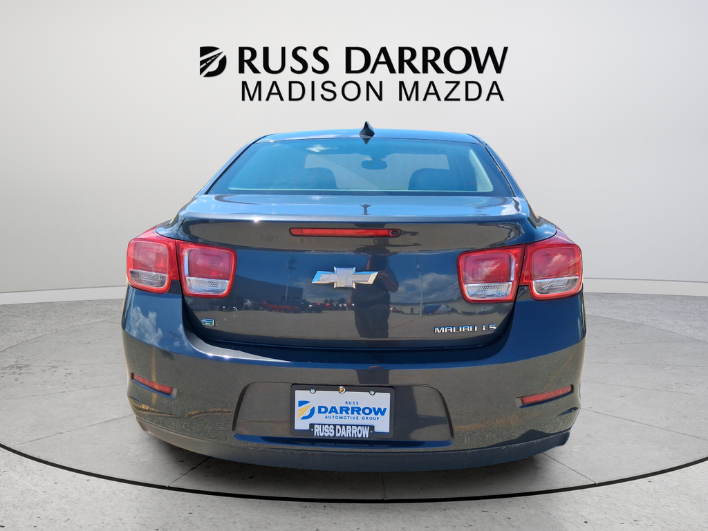 Used 2015 Gray Chevrolet LS image 5