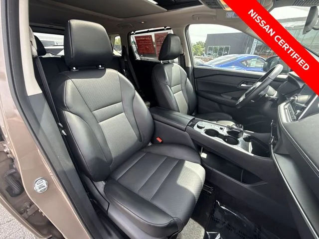 Used 2024 Beige/tan Nissan SV image 24