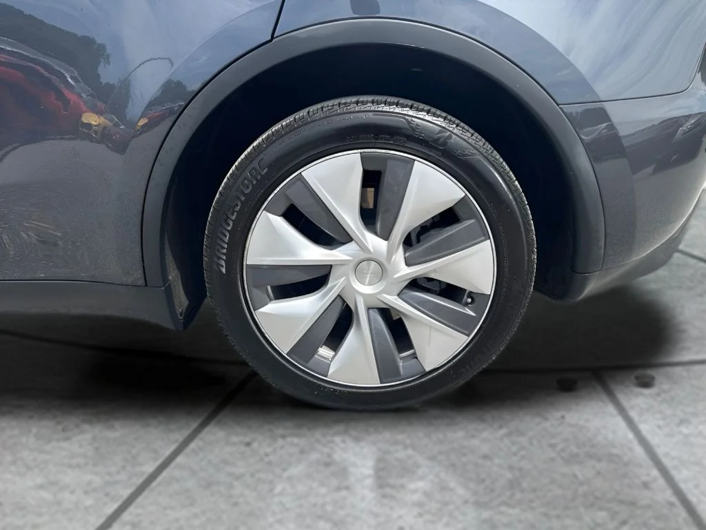 Used 2024 Black Tesla Long Range image 34