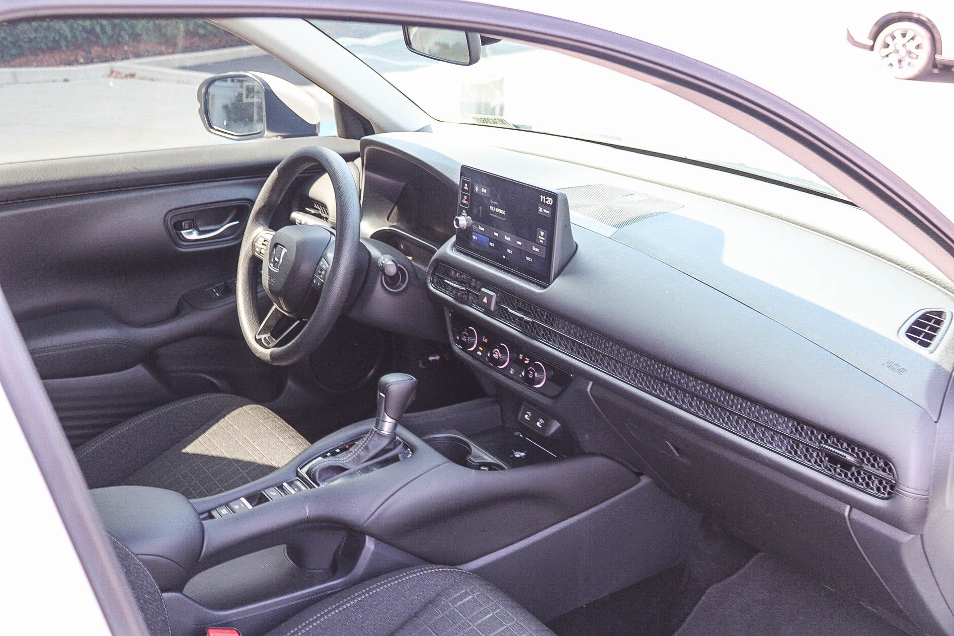 2026 Honda HR-V LX - Photo 17
