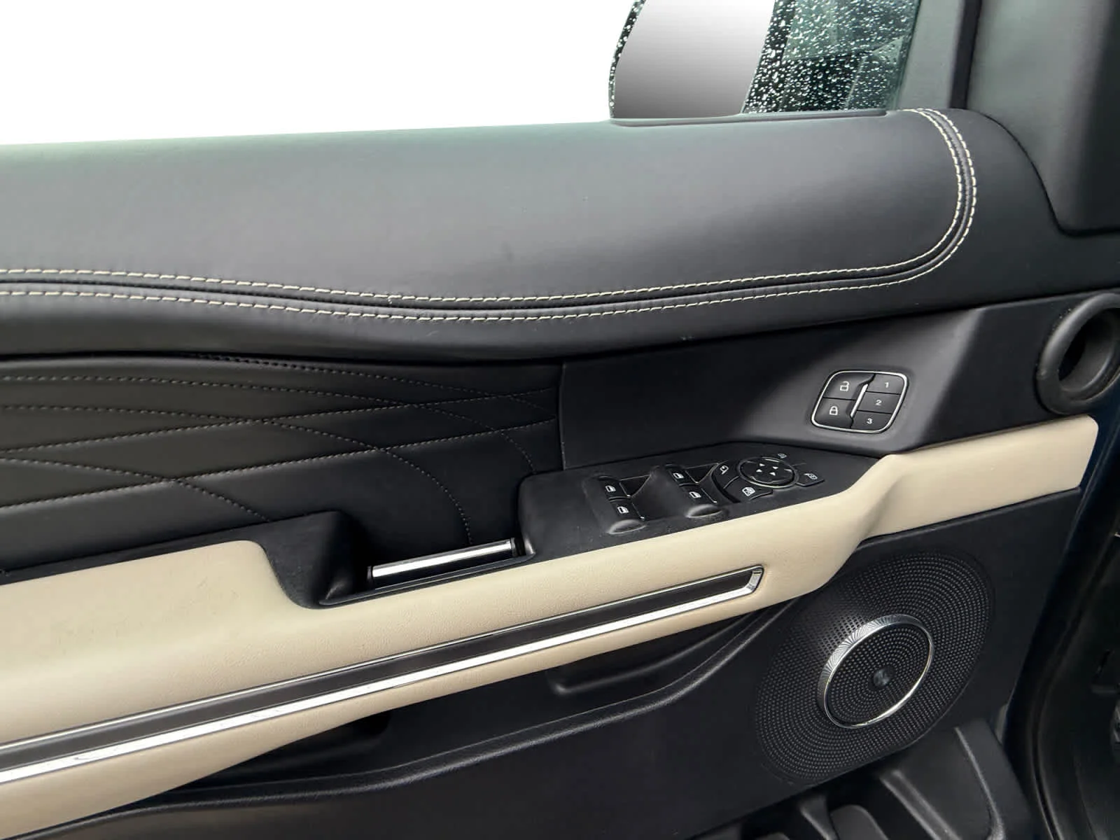 2020 Ford Expedition Platinum - Photo 10