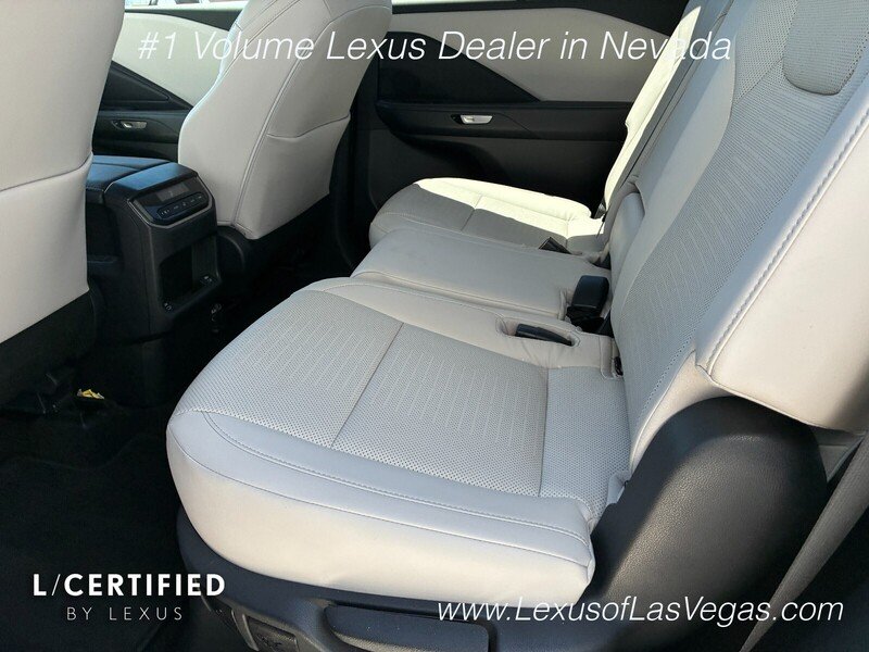Certified Used 2024 Pearl Lexus 350 image 5