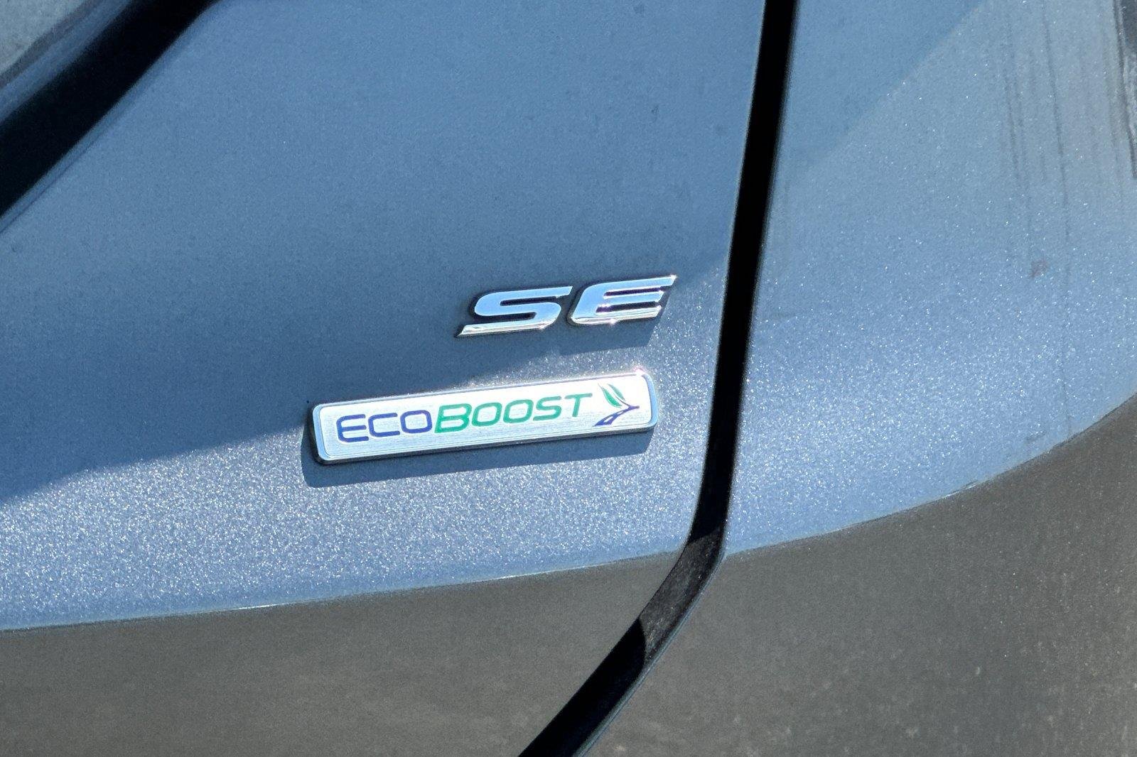 Used 2017 Magnetic Ford SE image 25