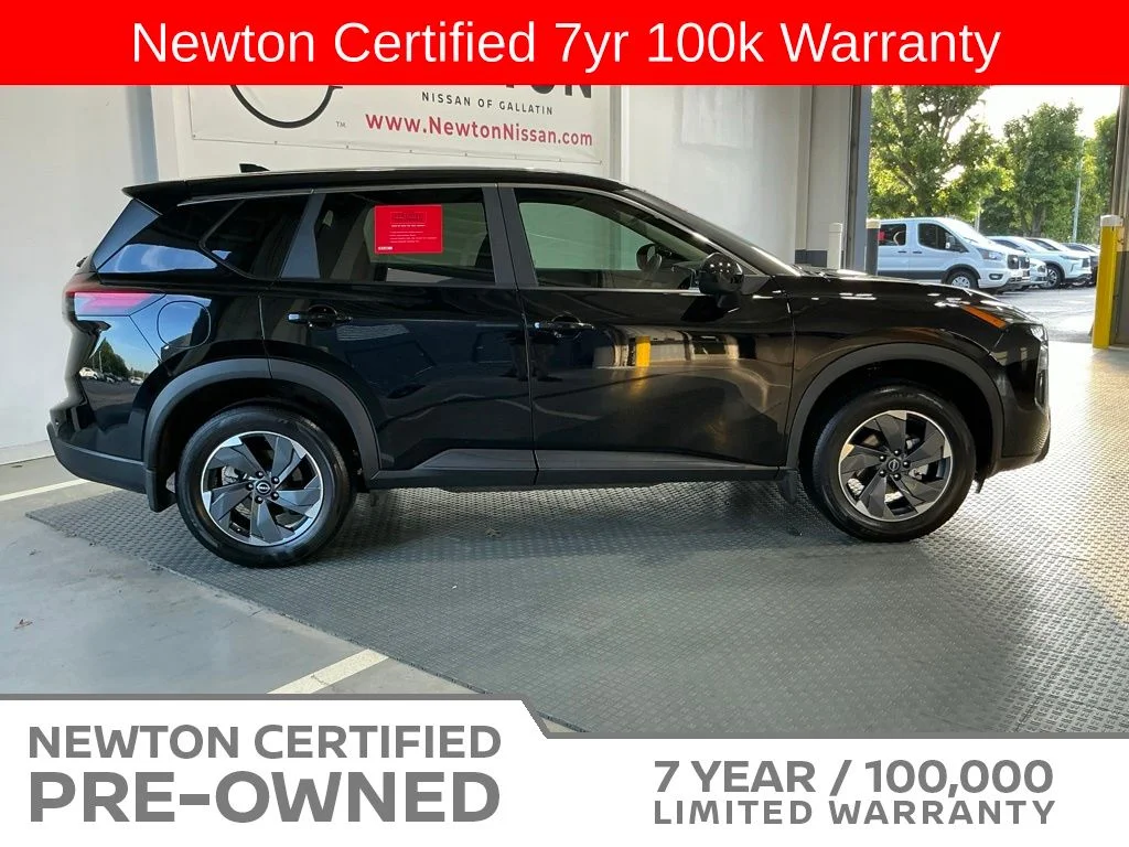 Certified Used 2025 Super Black Nissan SV image 3