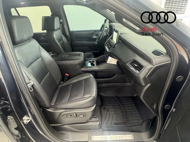 Used 2023 Gray Chevrolet Z71 image 30