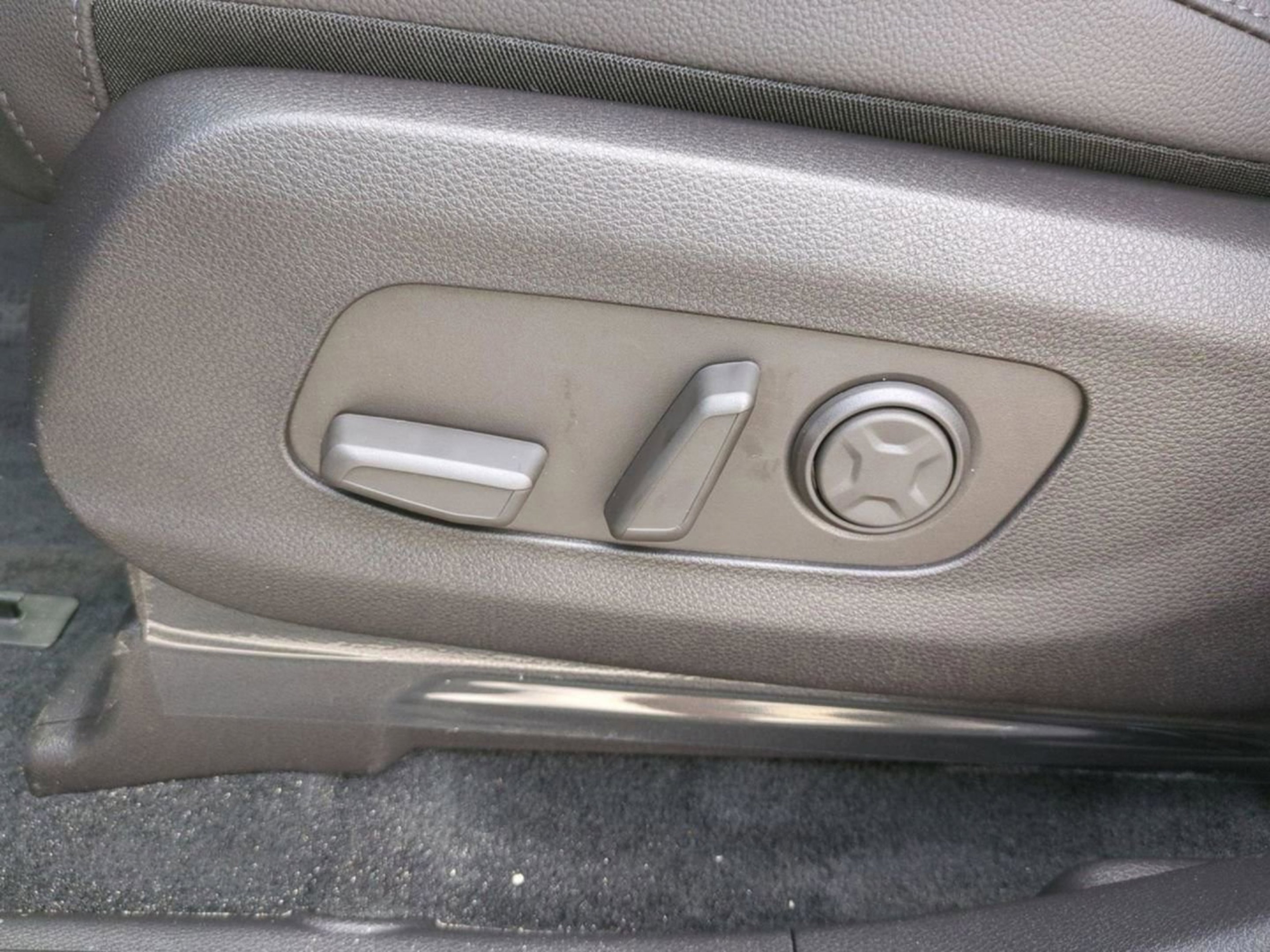 2026 Kia Carnival SX Prestige - Photo 24