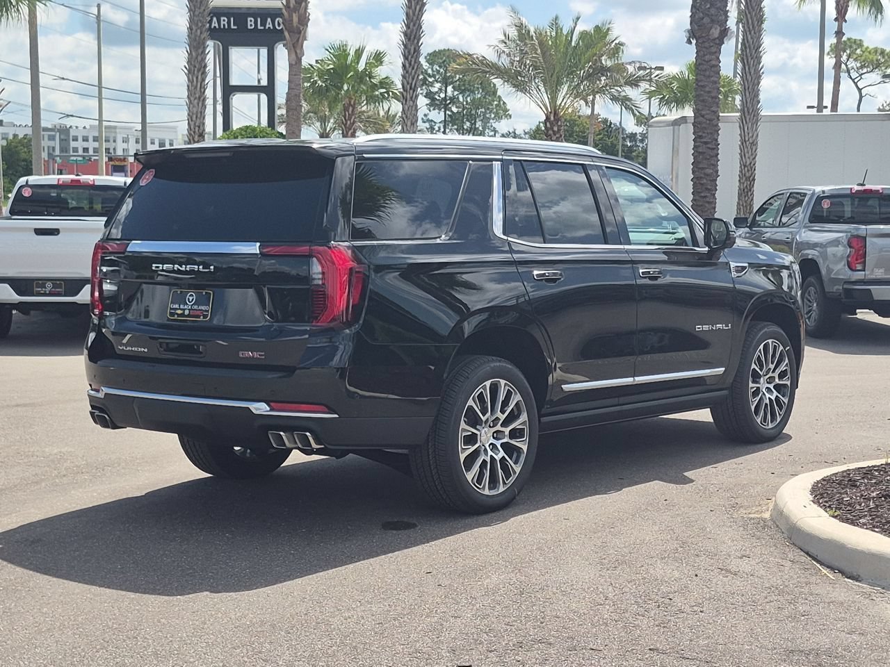 2026 GMC Yukon Denali - Photo 8
